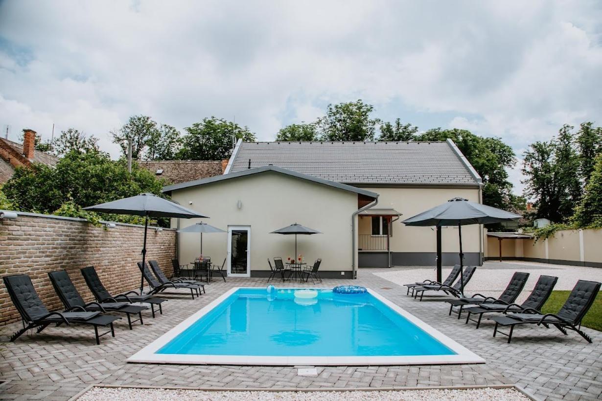 Ella Sun Apartman Мако Экстерьер фото